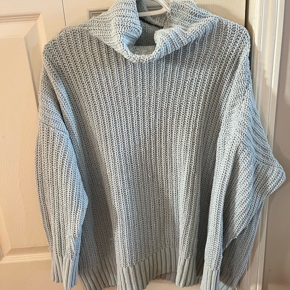 Aerie size medium sweater - Picture 2 of 3